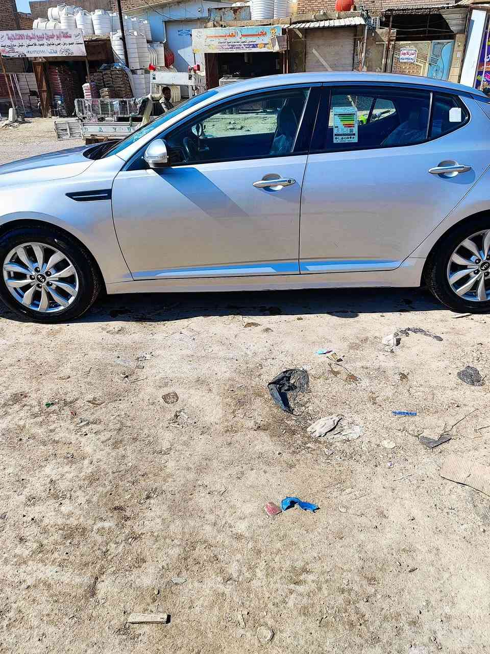 كيه اوبتما خليجي موديل 15 سلفري  مكلوبه ومعمره للبيع رقم بغداد ضربته  بدون دواخل ضربه خارجيه فقط مابيه عيب شرعي  ***********
