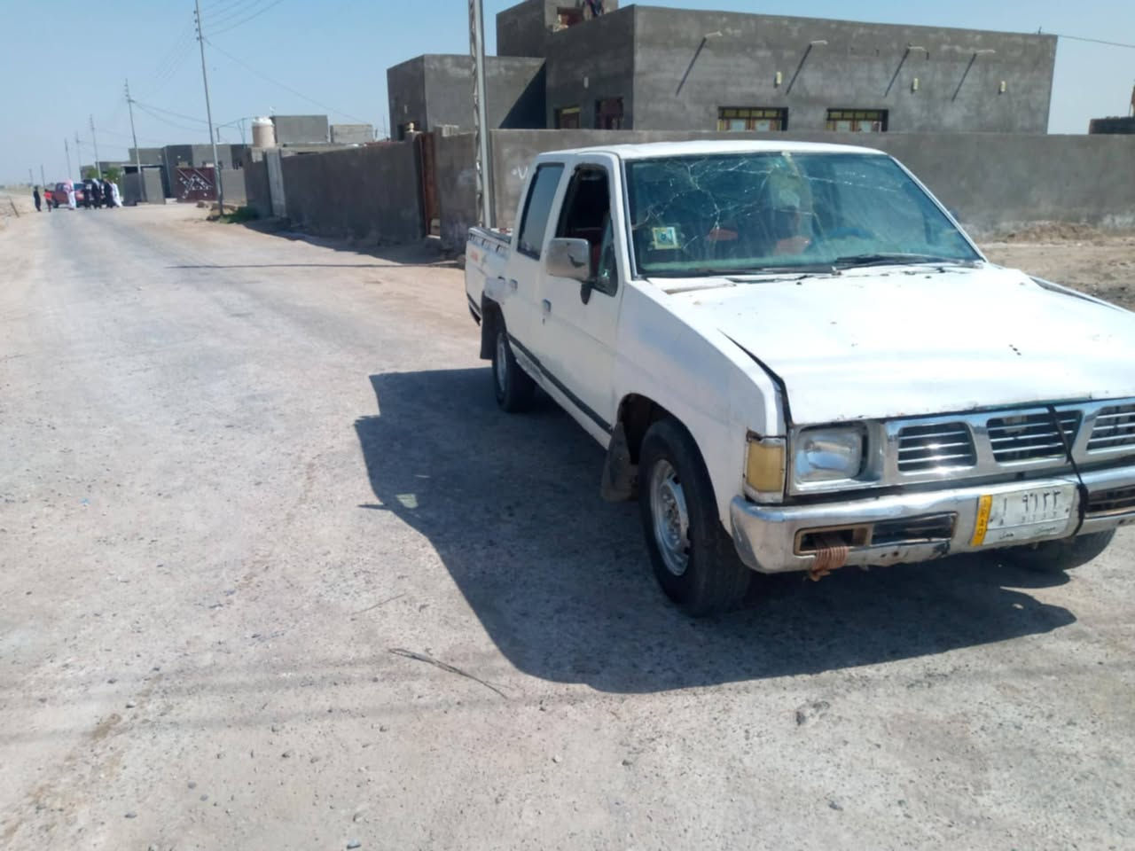 سلام عليكم لبيع نيسان مديل 93 رقم ميسان مشروع وطني شرط تحويل محرك 2400بدايه تبخير كير مكفول شاصي نضيف سياره بلاديه حلوه جاهزه مالت جناي ترايك وين ماتريد
 سعر 20وبيه مجال 
تصل *********** 
مكان سماوه الخضر
