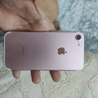 آيفون 7 • ١٢٨ • بطارية ٧٩