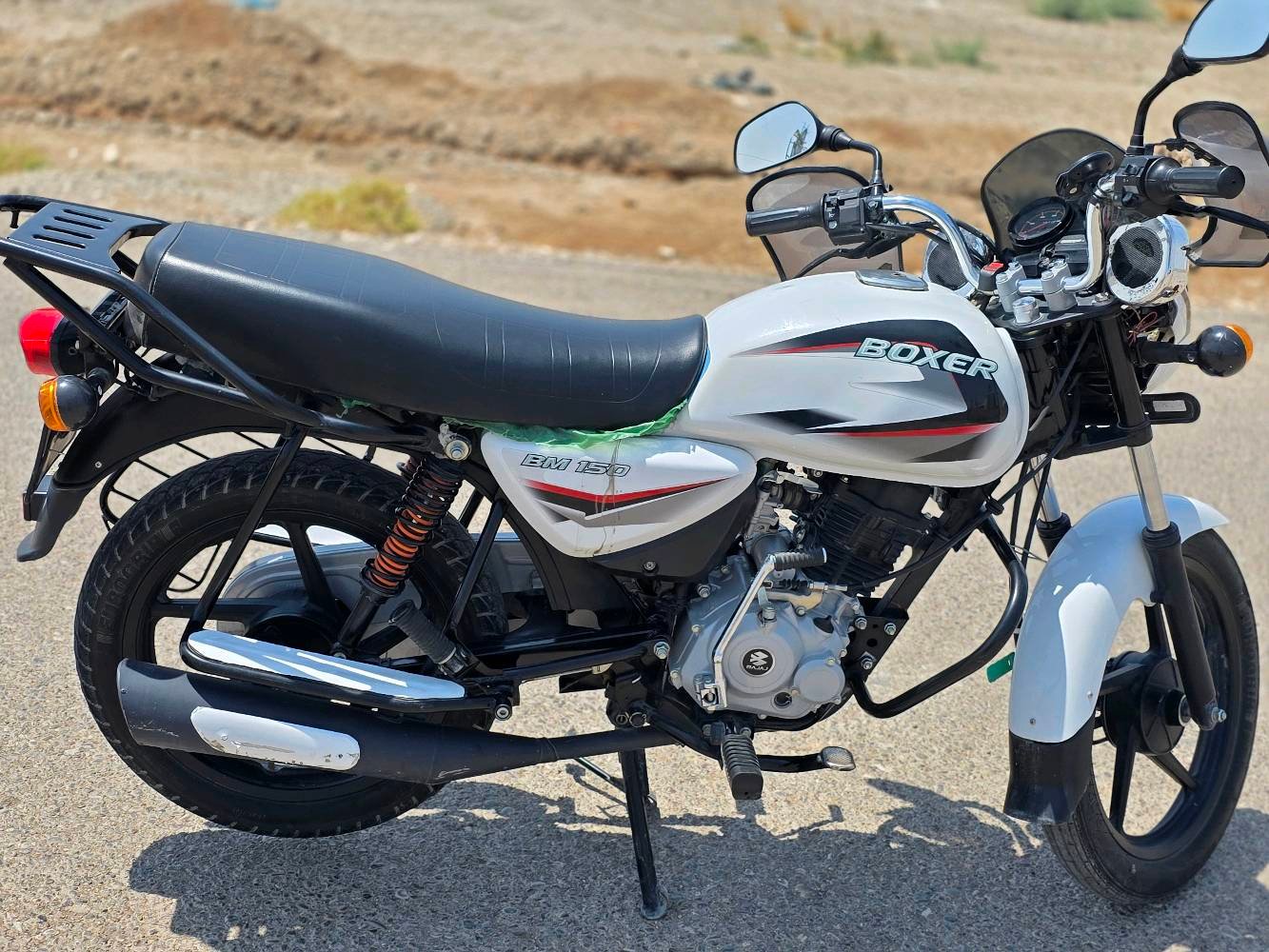 بوكسر 2023 🏍
دراجه مكفوله كفاله عامه 
دراجه بعدها جديده ماشيه 12 الف حقيقي 
ارقام انكلزي وتحويل ثاني يوم 
مكان / بعقوبه 
سعر / 2400 بيها مجال 
رقم + وتساب / ***********