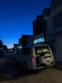 حبتور ٢٠١٠ ٧راكب  مكينه 3800 ثلاث قطع تبريد  دفع رباعيداخلي جلد  منصوم...