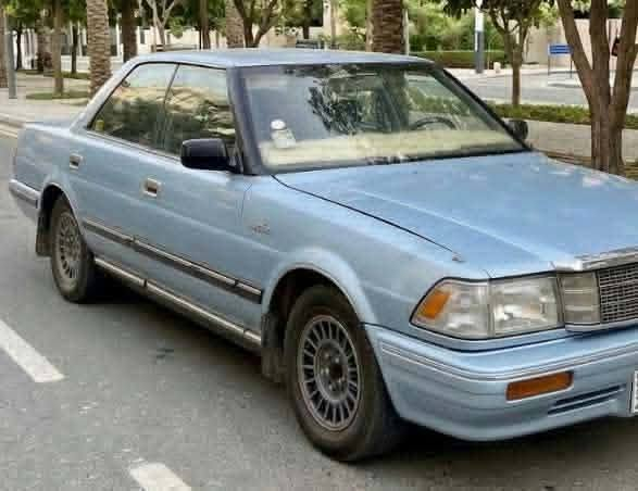 السلام عليكم اخوان سوبر سيدان 1989رقم بغداد سنويه نافذه يسرة بلاد السيارة محرك وكير بطه 2500 ديلكو شلعه وبطناش شرط ترايك للبصرة تبريد حداديه باتري جديد تخم تاير جاهزة السيارة عنواني بابل مركز مدينه السعر 42 وبيها مجال وترهم مراوس للاستفسار *********** نواقصها 
1ـ باور ستيرن بي صوت
2ـ جامات خلفيه ما ينزلن
3ـ سكن اشارة امامي مع جامه لايت الجهه اليمنه فقط
