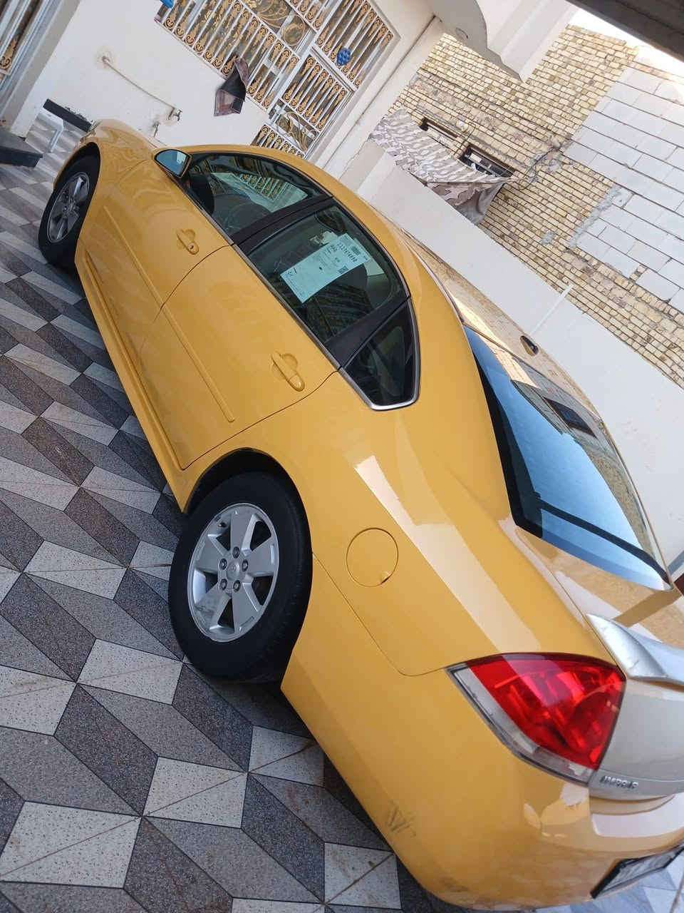 سلام عليكم امباله موديل 2010  للبيع السعر 58  وبيه مجال 
مصفره هيه وغرامات  خطه بغداد ديوانيه  جاهزه سياره من كلشي كبل للشارع صبغه جديده تخم تاير جديد مكينه وكير جديد السعر 58  وبيه مجال  استفسار تصل ع رقم ***********
