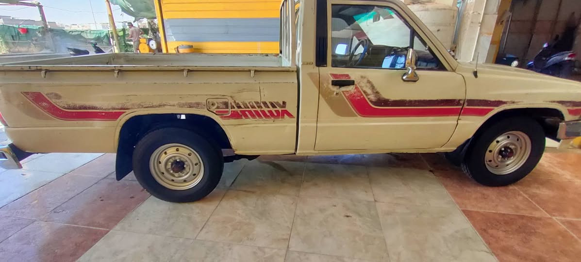 سلام عليكم سياره تويوتا تك موديل 1987 نظيفة السياره
تخم تاير 
كهربائيات.كير.محرك. اكسن 
خير من الله.
ترايك وين ما يعجبك...
للاستفسار هاتف. ***********
السعر 46 ومجال بسيط
