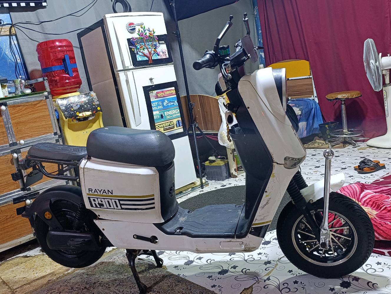 R900 • ٣ بطاريات • مستعجل