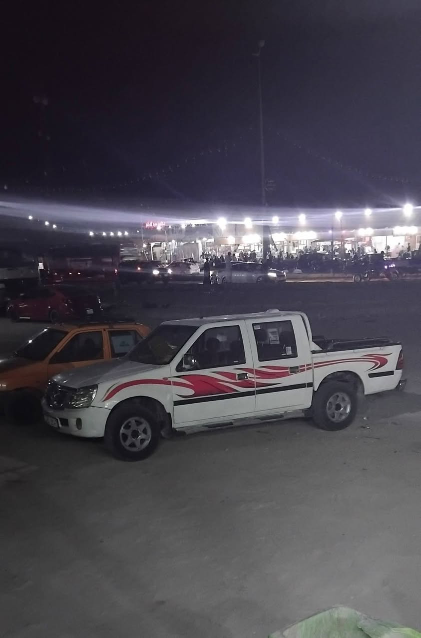 فتون مودل ٢٠١١رقم بغداد نكليزي جاهزه محرك شرط كير اكسن شاصي بيه بارد بالباب السايق والباقي مكفول سياره مال جناي السعر 42رقم التليفون *********** العنوان الديوانيه الحمزه الشرقي
