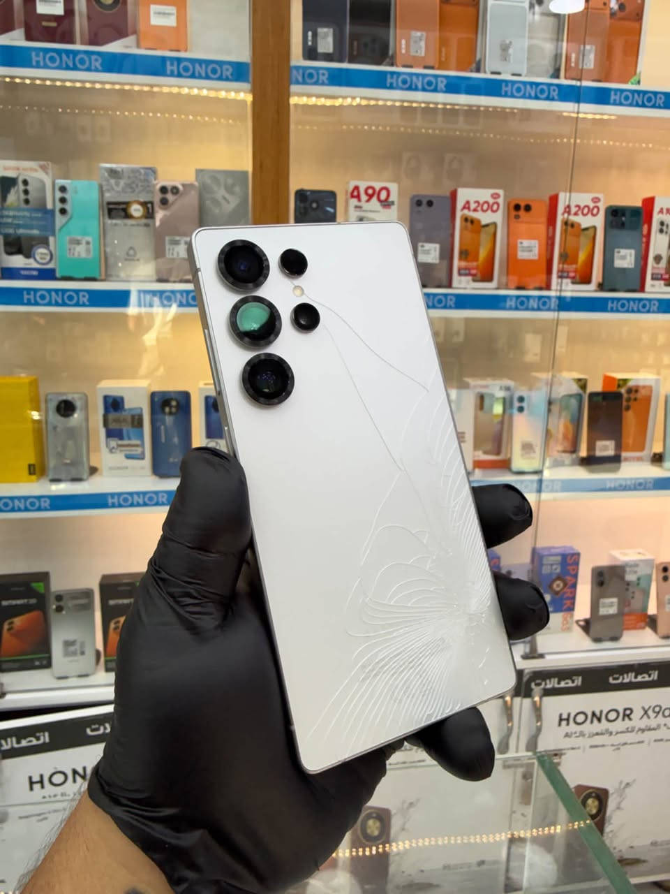 🔥 سامسونك S25 Ultra 🔥
📱 ذاكرة 256GB
✨ أبو كارت للشاشة
💎 فول نضافة
⚠️ فقط الظهر مفطور

💰 بسعر مناسب جداً 🔥
فرصة حلوة للي يريد S25 Ultra بسعر اقتصادي 😍

العنوان:
النجف الأشرف – شارع الغدير – فرات – مجاور السعبري

📞 للتواصل والاستفسار:
***********
