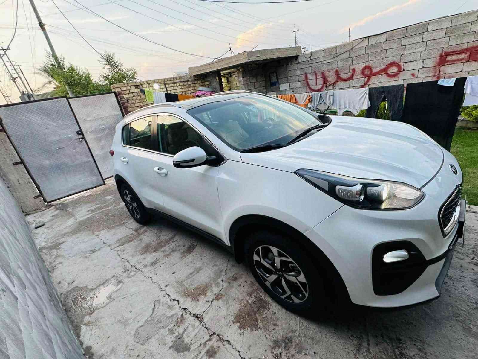 سبورتج • ٢٠٢١ • فتحة سقف