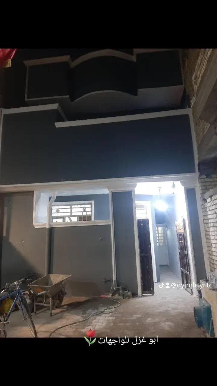 السلام عليكم لباخ متفرغ حاليا شغل درجة أولى شغلي فقط بغداد الكرخ للتواصل ***********واواتس اب 
نعمل واجهيأت بأكملها لبخ سقل تشميع خارجي وداخلي طلس ماده سمنت تصفير مصاطر تشميع جوانب جراره جص بياض ترميم ( تجد الخبره والعمل يمنا )

نص مكتوب في الصور:
- تم إكمال واجهه بفضل الله تعالى لبخ مع طلَس مع ديكور شي بسيط العم الكبير ابو عبدالله @dyjrqlrtyr1c
- @dyjrqIrtyr1cu ابو غزل للواجهات
- بغداد
- @dyjrqlrtyr1c
- تم أكمال الواجه بفضل الله تعالى
- *********** بغداد فقط