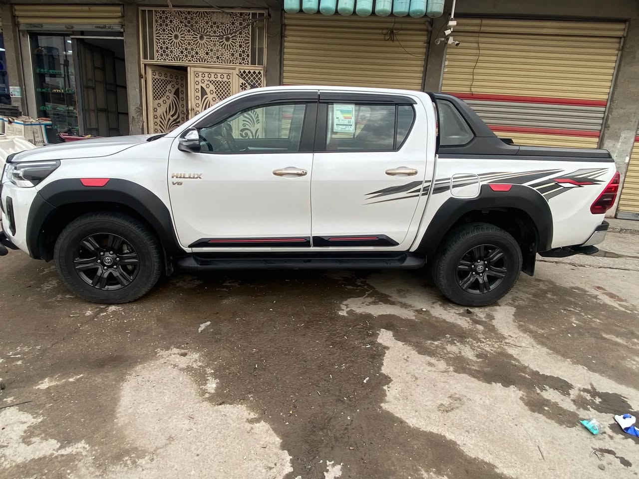 هايلوكس TRD • ٦ سلندر • ٢٠٢٤