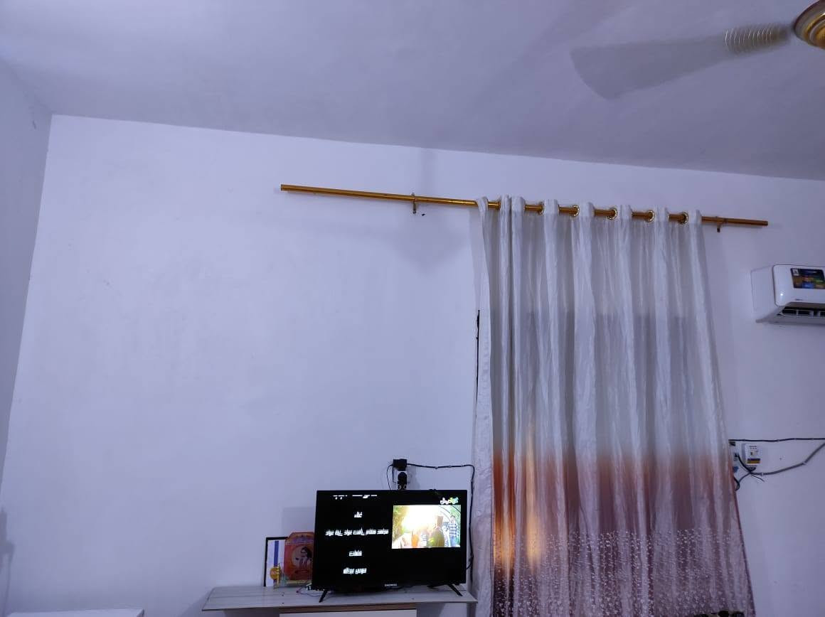بيت بلعويجه مساحته 400متر على طريق سجن الحوت ب40قفل منطقة كافة الخدمات  للتواصل واتساب ***********
