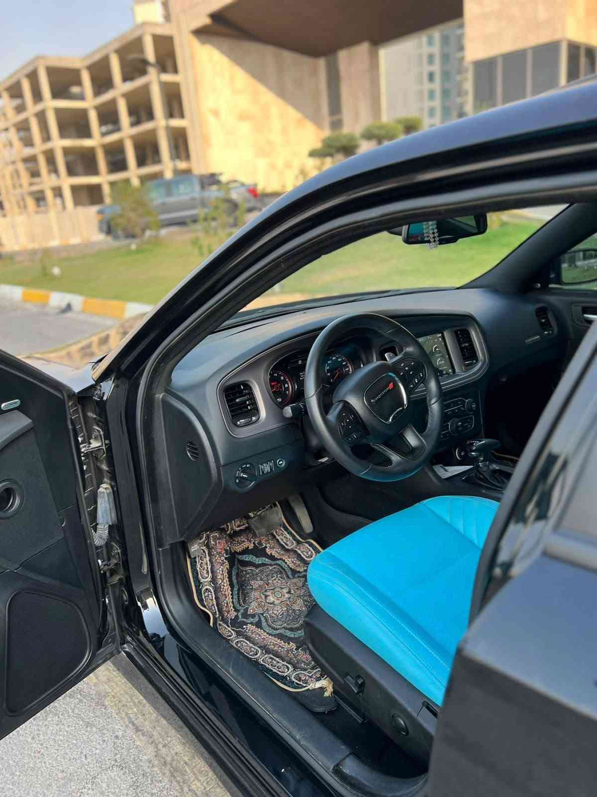 السلام عليكم 🌹

🚘 دوج تشارجر 2023 Last Call RT 5.7 Blacktop

🔹 5700 HEMI V8
🔹 فتحة
🔹 رادار أمامي
🔹 توقف ذاتي
🔹 جلد
🔹 شاشة كبيرة + Apple CarPlay
🔹 حساسات + كاميرا خلفية
🔹 Blacktop، مواصفاتها معروفة

📍 رقم بغداد
السيارة باسمي، تحويل ثاني يوم.

🇮🇶 السيارة داخلة العراق شهر 11 / 2025
📊 دخلت ماشية 25 ألف ميل، وحاليًا ماشية 31 ألف ميل
السيارة مرقمة ومشت على إيدي لحد هذا اليوم.

🛠️ الحادث: فقط بنيد صبغ

💰 السعر: 275$ وبيها مجال بسيط
للاستفسار ع الرقم *********** بغداد, العراق
