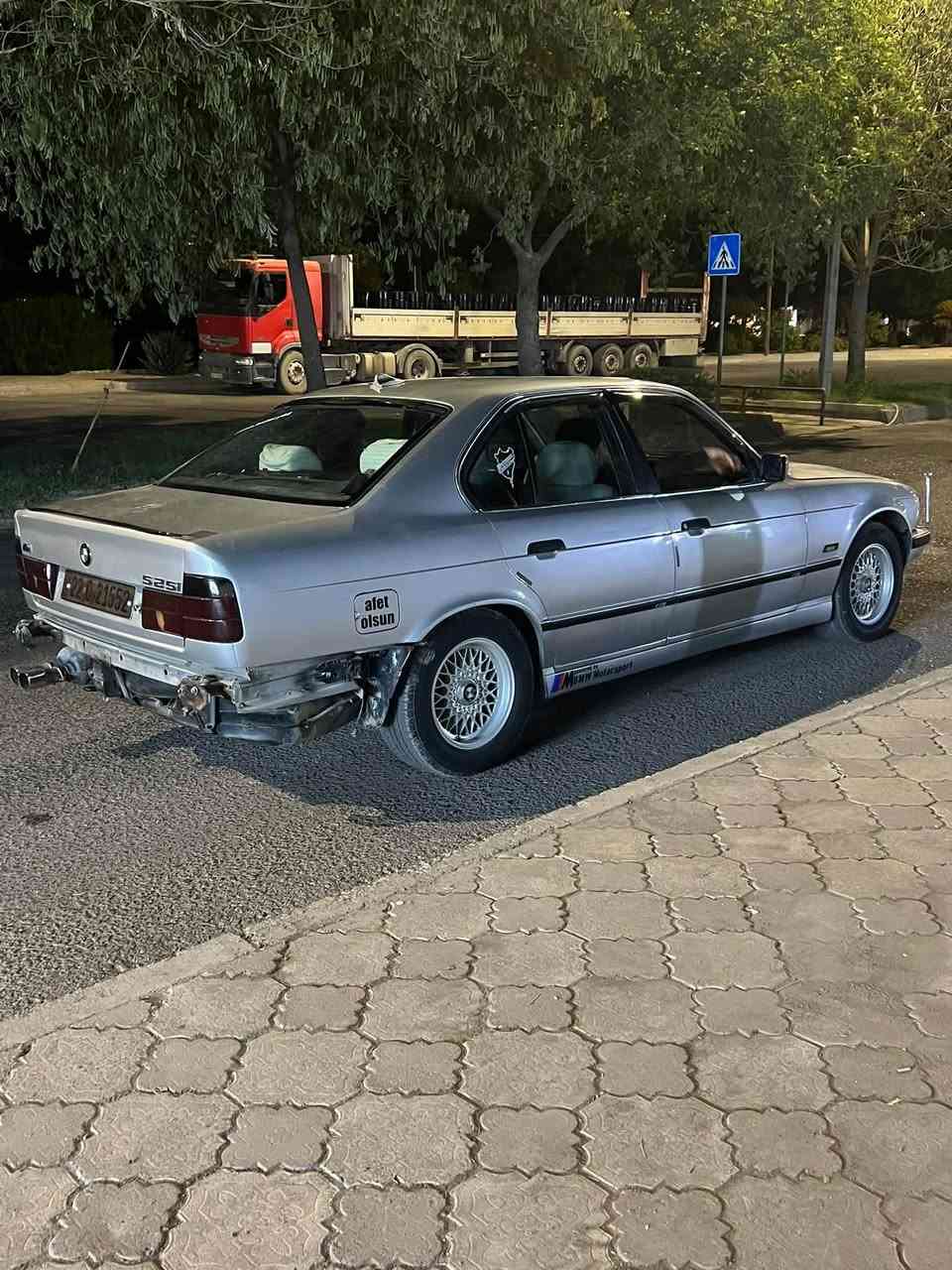525دیجیتاڵ
1995 فول 
گیر عادی
شوین کەلار
ژ***********
