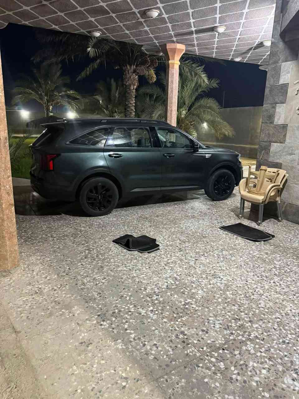 للبيع سيرنتو موديل 22 امريكي مكينه 2500 ماشيه 85الف كيلو حادثها بجم امامي بدون شواصي تواصل اتصال رقم ***********
