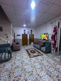 بيت مؤثث • بصرة محولة زهير • ١٨٠م