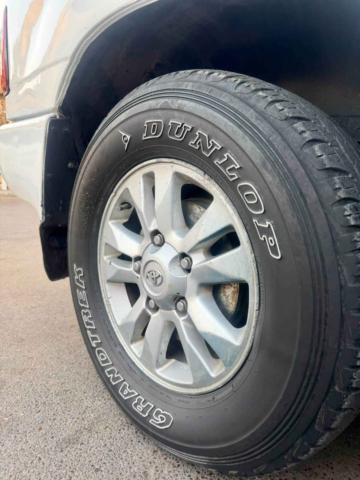 :
🚙 للبيع لاندكروز 2004 – دبل تانكي

🔹 موديل 2004
🔹 دبل تانكي
🔹 صبغ عام للجمالية
🔹 السيارة بحالة جيدة
🔹 مكينة وكير بحالة جيدة
🔹 تبريد شغال
🔹 كهربائيات السيارة شغالة
🔹 داخلية مرتبة
🔹 السيارة جاهزة للاستخدام
🔹 الفحص مفتوح للمشتري

💰 السعر: 105 ورقة
📍 المكان: بغداد – البياع
📞 ***********
