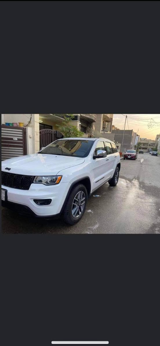 مكفوله كفاله عامه  الكير والمكينه والاكسل والفورويل كفاله
فول مواصفات ١/١   
حجم المحرك: 3600
فور ويل 4/4 ماوس 
دبل سلايت بانوراما 
شاشه جبيره
 السياره ما مشيه قليل بنسبه لمديل 20 ماشيه  60 ميل 
جنطه كهربائي شفط 
 حساسات خلفية 
سستم صوت 12 سماعة 
دمامي خلفي بلصندوك
قطعتين تبريد 
كشن خزن ميموري 3 وضعيات
 مقاعد جلد اصليه  
 الكشنات كهرباء (تدفئة+تبريد) 
 كشن خلفية تدفئه
تدفئه بلاستيرن 
يدات ستيل اصل 
الداخل صاج ملكي  
 كامرة خلفية دوارة اصلية
 استيرن كهرباء +  تدفئة
 فول تحكم استيرن (جهتين امامي + جهتين خلفي) 
 ناقل حركة ٨ نمر
 نظام سبورت s
 نضام اقتصادي
 مري _جانبي_تدفئة مرايا_جانبية_حساسة_للضباب_تعمل_
تلقائياً + اشارة بالمري 
 لايت عدسة زينون يصعد وينزل ويه الستيرن 
كشافات زنون 
برده  بلصندوق شركه 
 باتري جديد تخم تاير جديد   
السياره جديده 
استفسار مكان السياره بغداد د   *********** / ***********
للبيع جيب كراند شيروكي لمتدد  2020 وارد    امريكي ضرر بسيط كلش بين جملغ والبنيد وهناة بغداد صار بيه حادث بابتين السكن والوراه بدون تصليح جبت بابتين اصليات وارد امريكي وشديتهن  صورة الحادث مال بغداد  موجوده رديترات ماصدات  كله بلاد لباقي رقمي  ***********  متواجد فيس واتساب خابرني ودلل  السعر  28 الف دولار دفترين وثمانين ورقه وبيه مجال بعد المعاينه واني خادم
