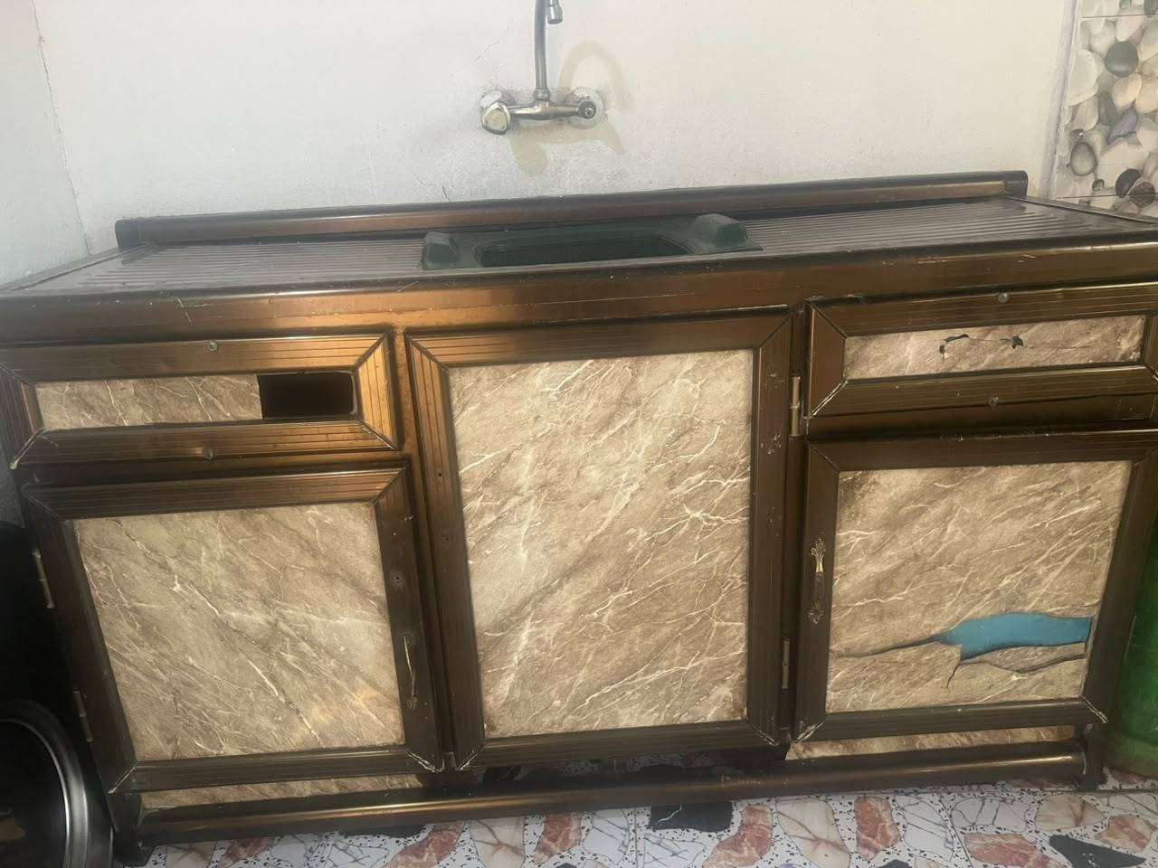 متاح كاونتر نقصه بس جراره  مع سنگ  ب250بيه مجال مكان فلوجه //***********//
