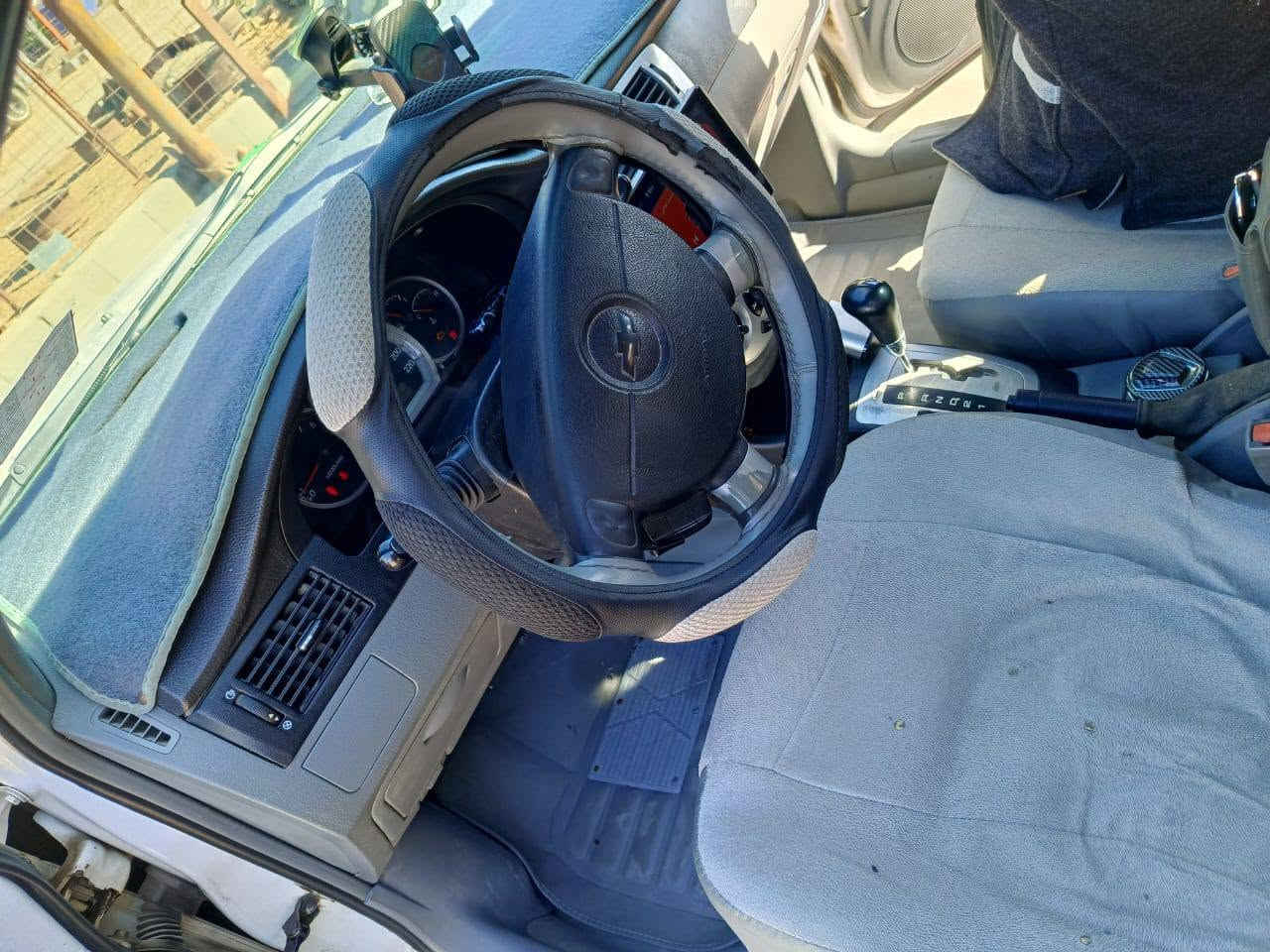 🚗 للبيع: شيفروليه اوبترا 2010
📍 مكان السيارة: البصرة
📞 للتواصل: ***********
💰 السعر: 65 ورقة – 
🛠️ المحرك: 4 سلندر – 1600cc

⚠️ أضرار السيارة
• الأضرار موضحة بالسونار المرفق مع الصور

📌 تفاصيل إضافية
• رقم السيارة: البصرة 
• شرط التحويل المباشر
• لون السيارة: أبيض
