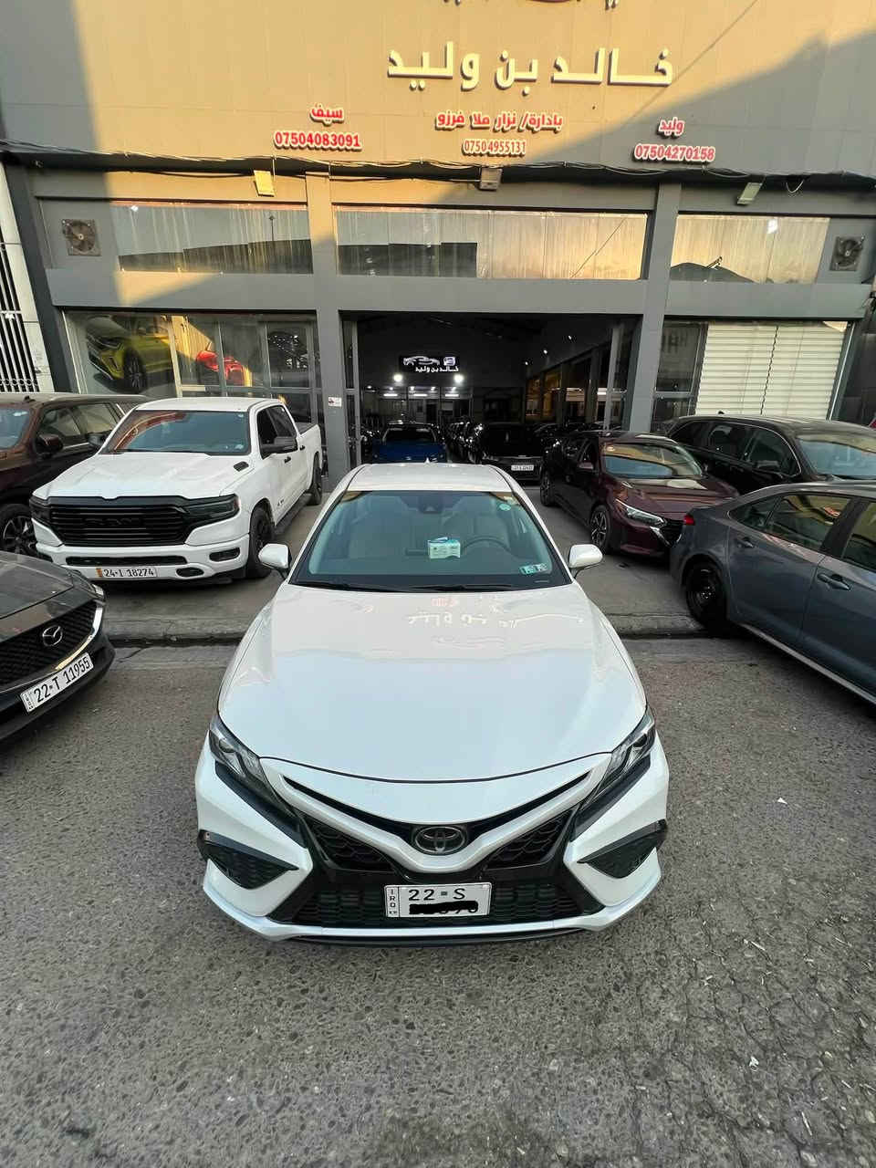 🚘🔥 تويوتا كامري XSE 2024 للبيع 🔥🚘
💰 السعر: 215
🎨 جاملغ + باب صبغ
📍 السيارة مرتبة ونظيفة

🔹 المواصفات:
• محرك 2.5L بنزين
• 4 سلندر
• قوة 205 حصان
• قير أوتوماتيك
• دفع رباعي AWD
• فئة XSE الرياضية
• جنوط رياضية
• مقاعد رياضية
• شاشة وسطية
• كاميرا خلفية
• تشغيل زر
• دخول ذكي
• مثبت سرعة
• تحكم بالمقود
• مكيف أوتوماتيك
• إضاءة LED
• أنظمة Toyota Safety Sense
• نظام تحذير الاصطدام
• فرملة طوارئ
• تحذير الخروج عن المسار
• مثبت سرعة متكيف
• مراقبة النقطة العمياء
• حساسات أمان متعددة
• إيرباغات أمامية وجانبية وستائرية

🔥 كامري XSE AWD — فئة رياضية ومواصفات كاملة

📞 للاستفسار: ***********

💵 السعر 215 وقابل للتفاوض للجادين
كرروب وتساب عروض يومياً https://chat.whatsapp.com/EDt5rlTuPdfCvNySuhJZE1?s=hd&p=i&mlu=4&ilr=4

