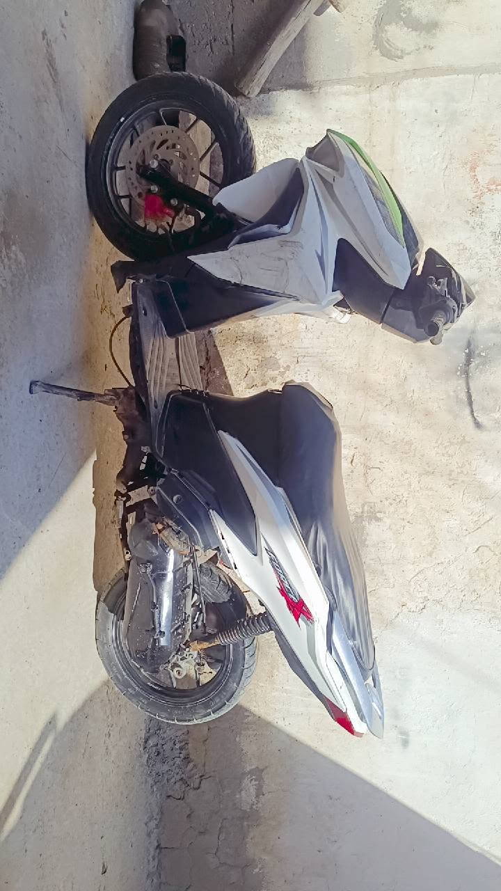 هوندا كليك • ١٢٠ • كهربايات شغاله