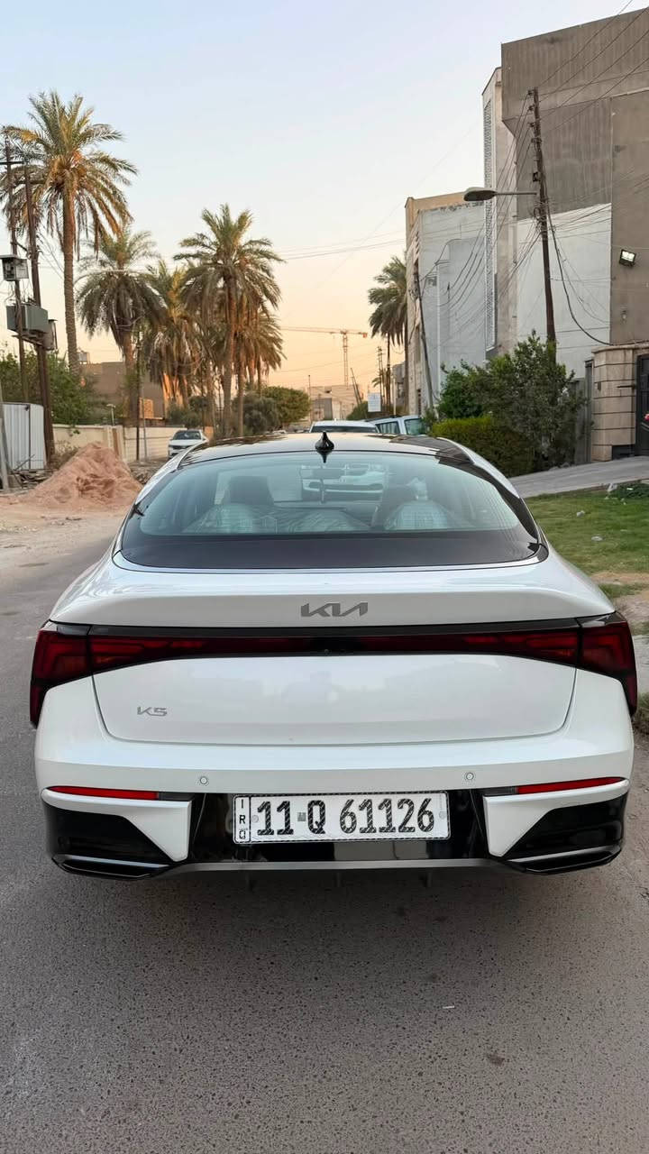 السلام عليكم
كيا k5 موديل 2024 خليجي
وكالة الدولية 
وبعدهاا بداخل الضمان 
مكينة 2500 تنفس طبيعي 
ماشية 30 الف 
فول مواصفات 
بنورما
شاشة متصلة 
كشن كهرباء 
داخل جلد 
حساسات 360 
مري شفط 
داخل ابيض 
5ويل كب 
داخل لد 
بجم لد 
جنطة بصمة 
السيارة كفالة عامة من الرصعة والشخط
بيهاا نكدة صغيرونه بل جاملغ ع كد اضفر 
ومسحوبة والباقي كلة كفالة من الرصعة والشخط وفتح وتبديل

مكاني بغداد الكرخ
***********
