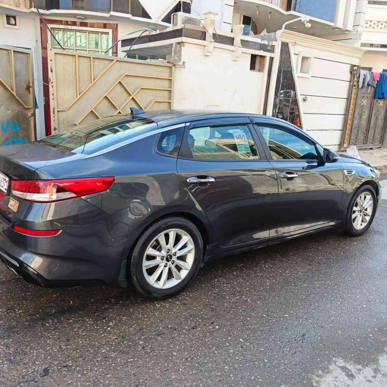 السلام عليكم
للبيع اوبتيما 2016 وارد امريكي 
محرك 2400 GDI لا تبخير ولا تنقيص 
حدادية صدر كفالة 
گير كفالة 
تايرات نضيفة 
تبريد قطعتين تدفئة ماشاءالله 
السيارة ضررهة الجاملق الامامي اليسرة 
كهربائيات فول 
السيارة دواخلهة فولل 
شواصي نضيفة 
دوشمة جديد 
دبلات شادهن جديد 
رقم اربيل بسمي 
للاستفسار ***********
