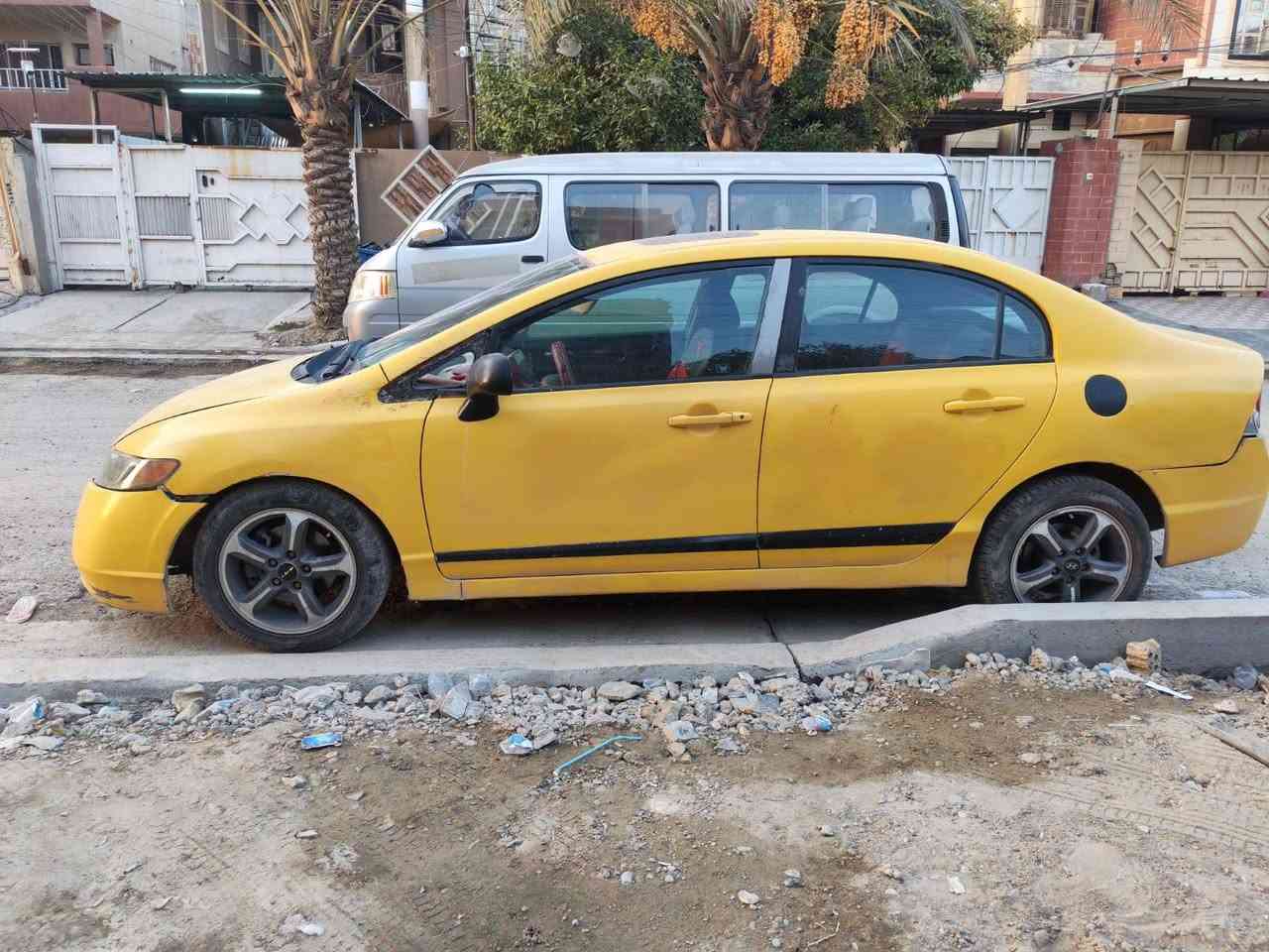 هونده سفك 2007 البيع رقم بغداد سعره (65) ورقه وبيه مجال الشراي التواصل على الواتساب هاذا  رقمي (***********)
