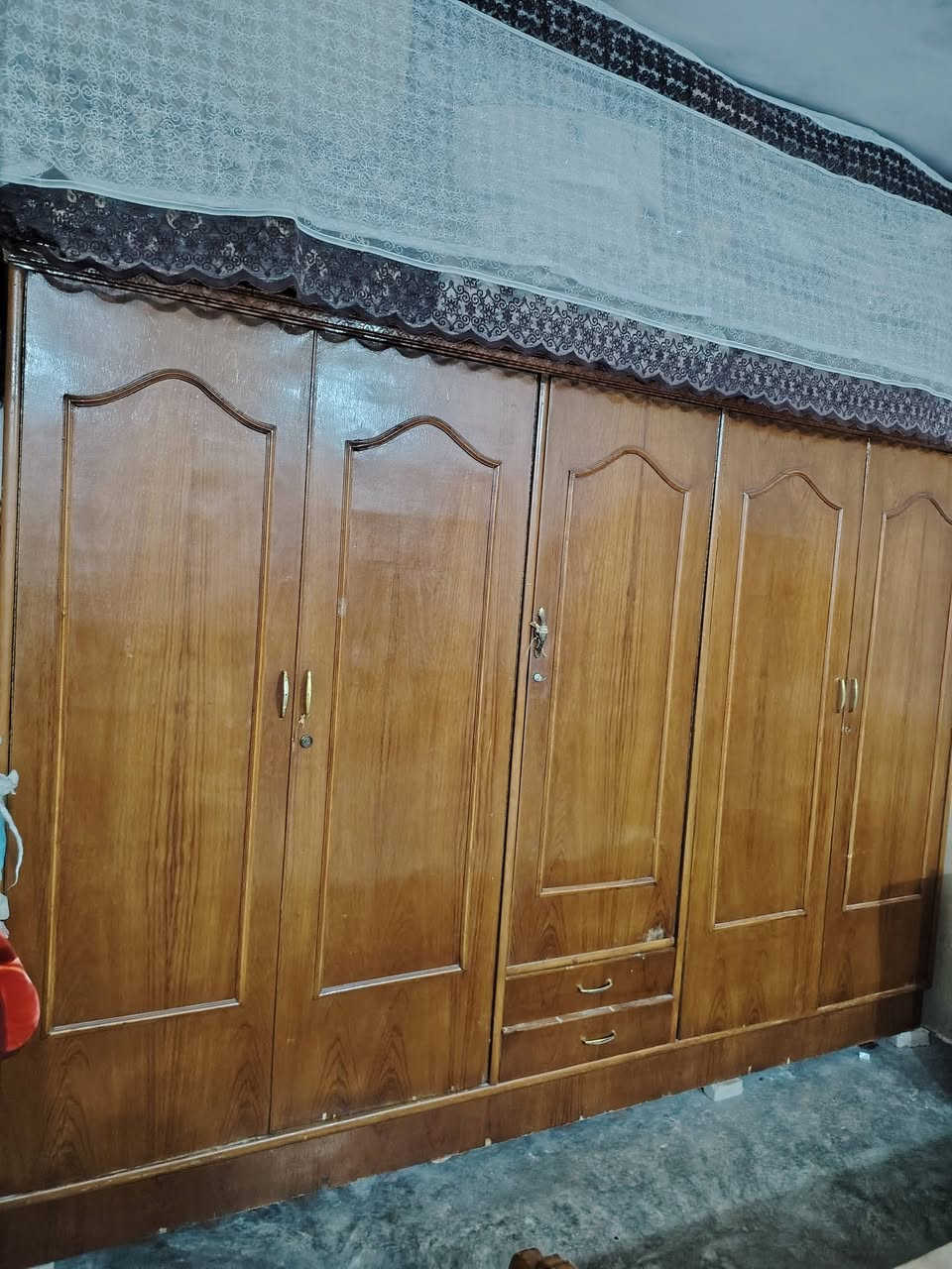 سلام عليكم
قرفه خشاب للبيع مستعمل 
خشب صاج
السعر 550 وبيه مجال
رقم هاتف / ***********
