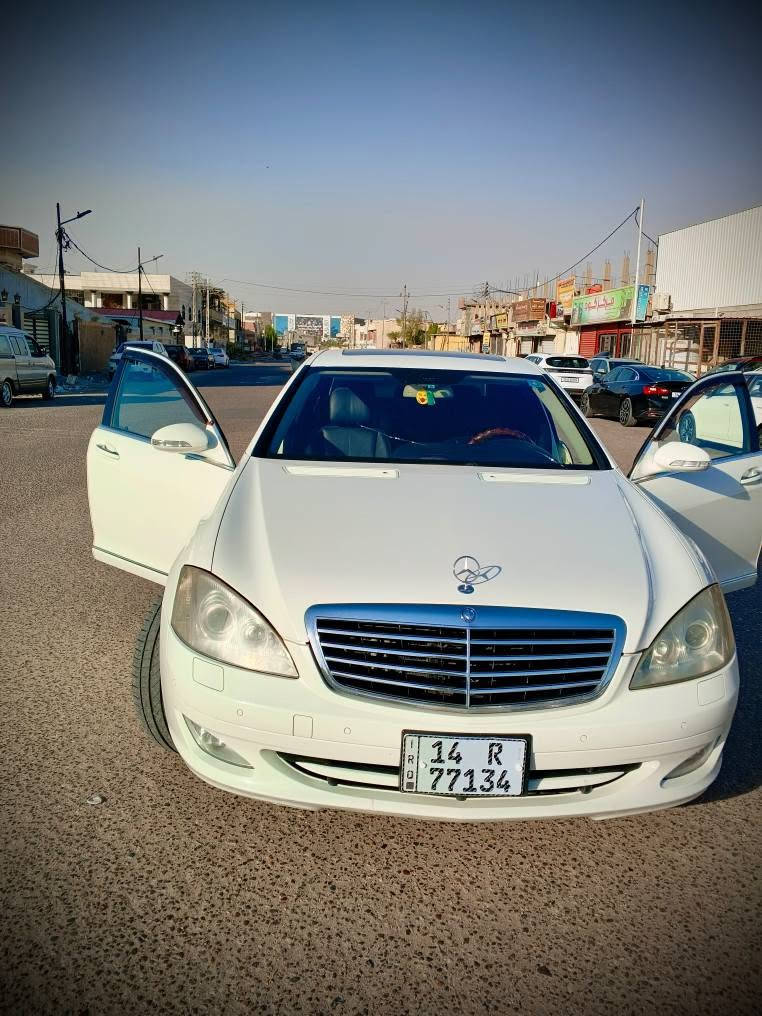 اللهم صل على محمد وال محمد الفخامه الالمانية مارسيدس 2007 S550 السيارة 8 سلندر باب طويل وراد يابان كفاله عامه السيارة بيها كلير قليل جدا بالباب الخلفي السيارة كفاله حته من الشخط مكينه كير حداده كفاله ترايها شرط زيرو السيارة بلاديه ماشيه 147 الف كيلو حقيقي بعدها بريحه الشركه جوبلسات كفاله تبريد ثلج ثلاث قطع السيارة فول مواصفات واحد ع واحد وجاهزه للاخير كلش تبريد كشنات تدفئه ماوس تحكم بردات كامرة حساسات اماميه خلفيه بعد ثلاجه اماميه وخلفيه السعر 205 بيها مجال قليل جدا حق الجيه للعلم السيارة باسمي تحويل ثاني يوم رقمي للشراي *********** البصرة, العراق
