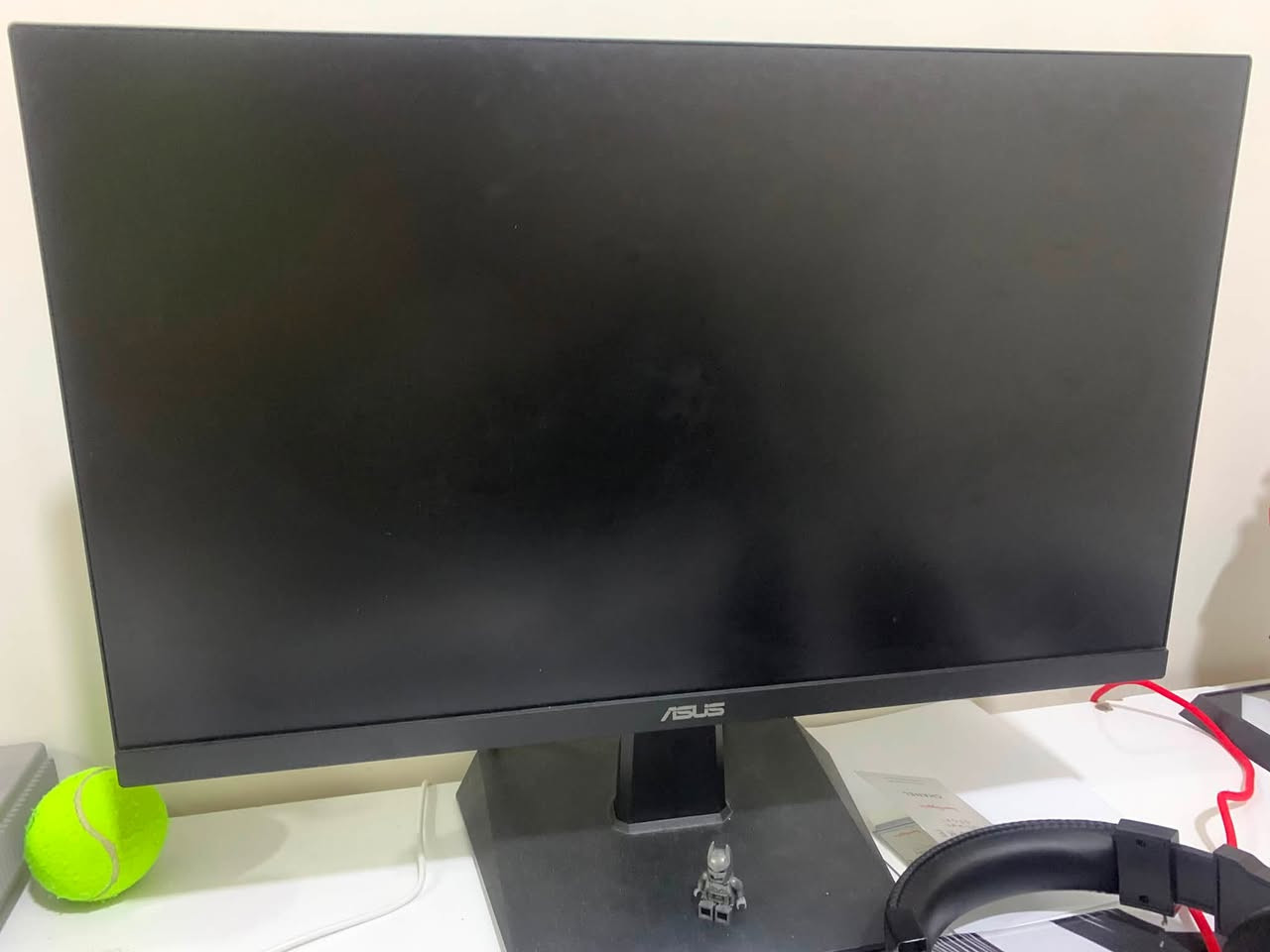 سلام عليكم pc للبيع
i5 12400f
3050 6g pny
8g ddr4 lexar 3200
H610m asrock 
Psu 550 bronze 
الملحقات 
ماوس redragon copra 12000dpi
كيبورد fizz 60‎%‎ red switch مع 4 سوجات احتياط 
شاشه asus 100hz
سماعه pandora redragon 7.1 
السعر بدون الفكرات 700 وبيه مجال للشراي 
مع الفكرات 750 قفل قفل بدون معامل 
واتساب ***********
البيسي مستعمل سنه ونص فقط
