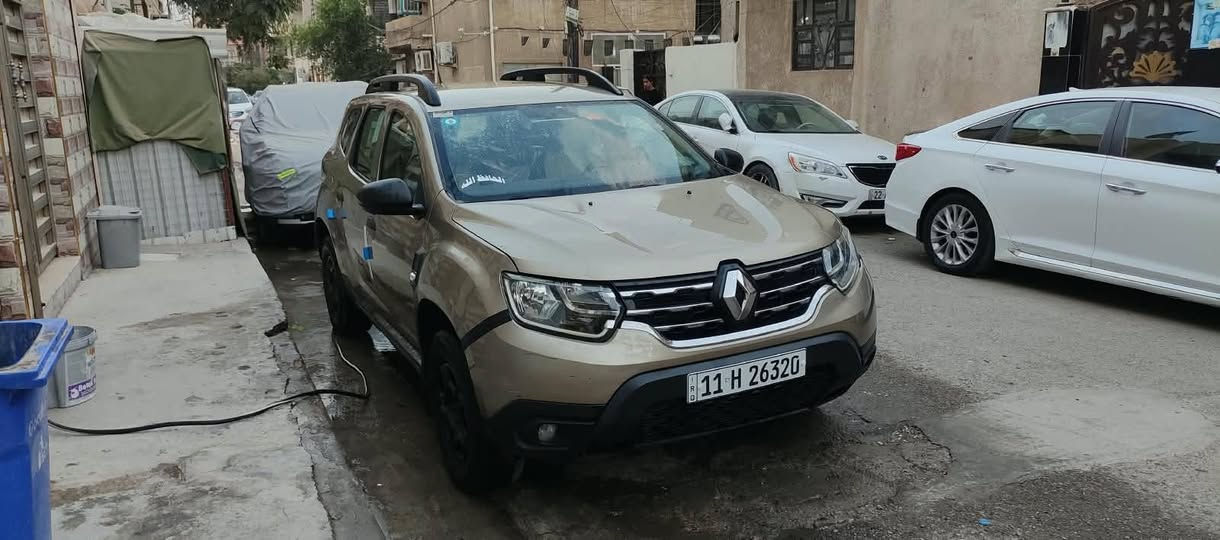 سلام عليكم رينو داستر موديل 2019 محرك 1600 السيارة حرة تحويل مباشر السعر 70   قفلها 67 غير هاذ السعر مابيع مكاني بغداد تحويل مباشر السيار بيها شخط بل بنيد وشخط بل باب الورة الصدر وبيها باب صندوك بي صبغ نصه كلشي موضح بل صور السيارة جاهزة كير محرك صدر تبريد تخم تاير غرفتها نضيفه حيل وبيها دريم شفت داخلي صفحت السايق بي رجفه بصيطه اخوان كلشي ذاكر قفلها 67 سنويه جديد هزة جديد ***********
