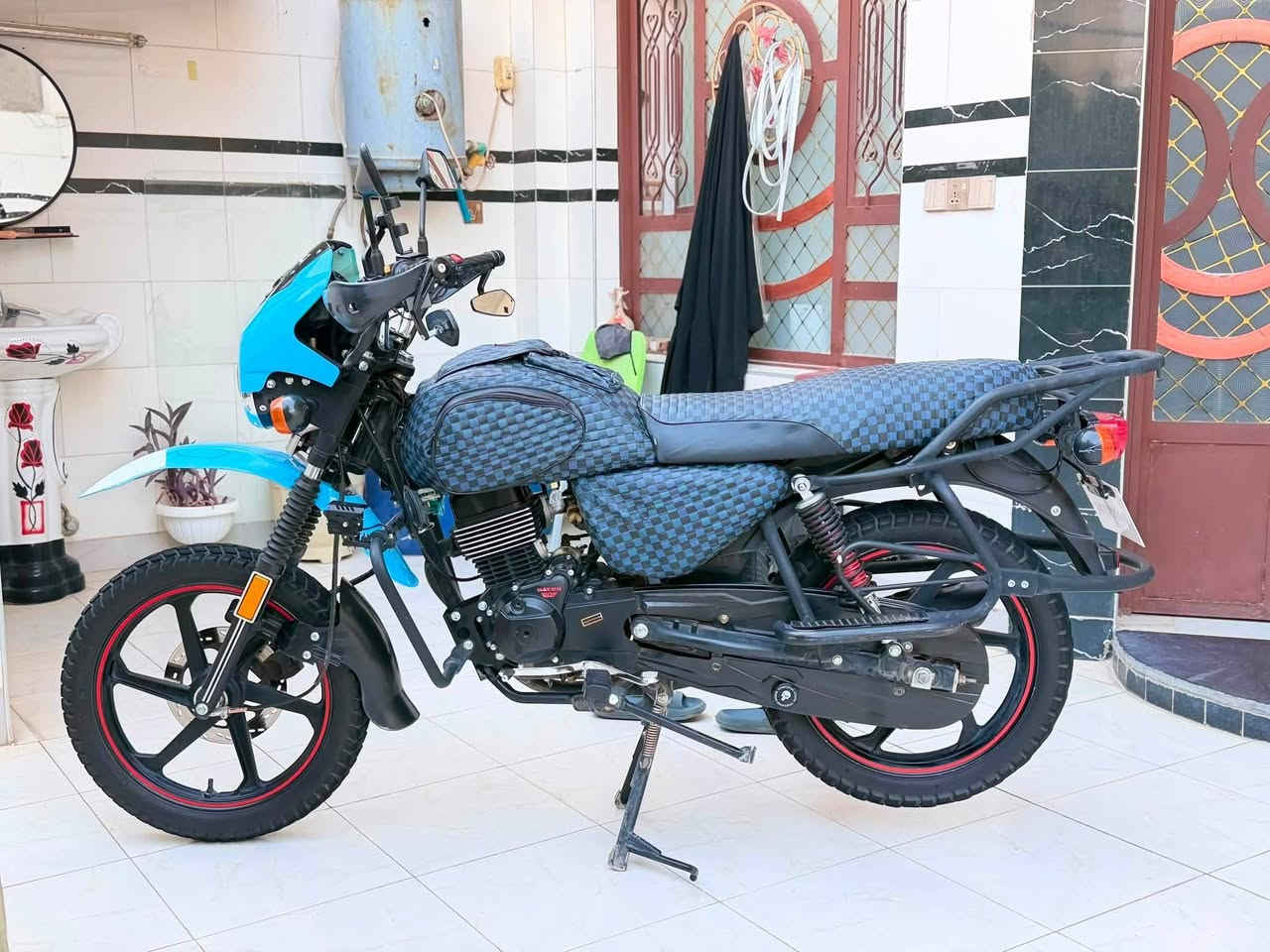 سلام عليكم
دايون جبلي للبيع دراجة مكفوله مابيها اي نقص سعر 1550 وبي مجال مستعجل ع بيعته الشراي يتصل،***********
