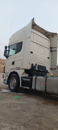 سكانيا ٢٠٠٢ • مكينة ٤٢٠ • براد ثلج