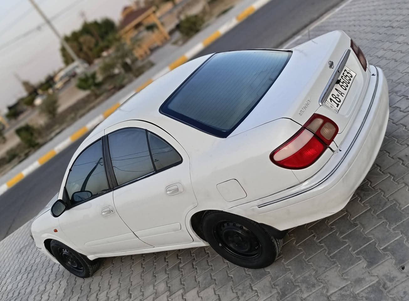سلام عليكم سياره نيسان سني ياباني موديل السياره 2000رقم 18 مشروع وطني سنويه جديده رقم جديد تحويل مباشر بلسم السياره جاهزة من كلشي مكان سياره واسط السياره مكفولة كفالة عامه من كص نقل جثه والوصولايات مكينه ولكير مكفولات السياره اي نقص مابيه حداديه خلفي امامي جديده تخم تاير جديد السياره بيه طخات بيه مكانات صبغ باقي كفالة عامه سعر السياره 55 ورقة بيه مجال حك جيه رقم موبايل صاحب سيارة موجود بلنشر 
***********
