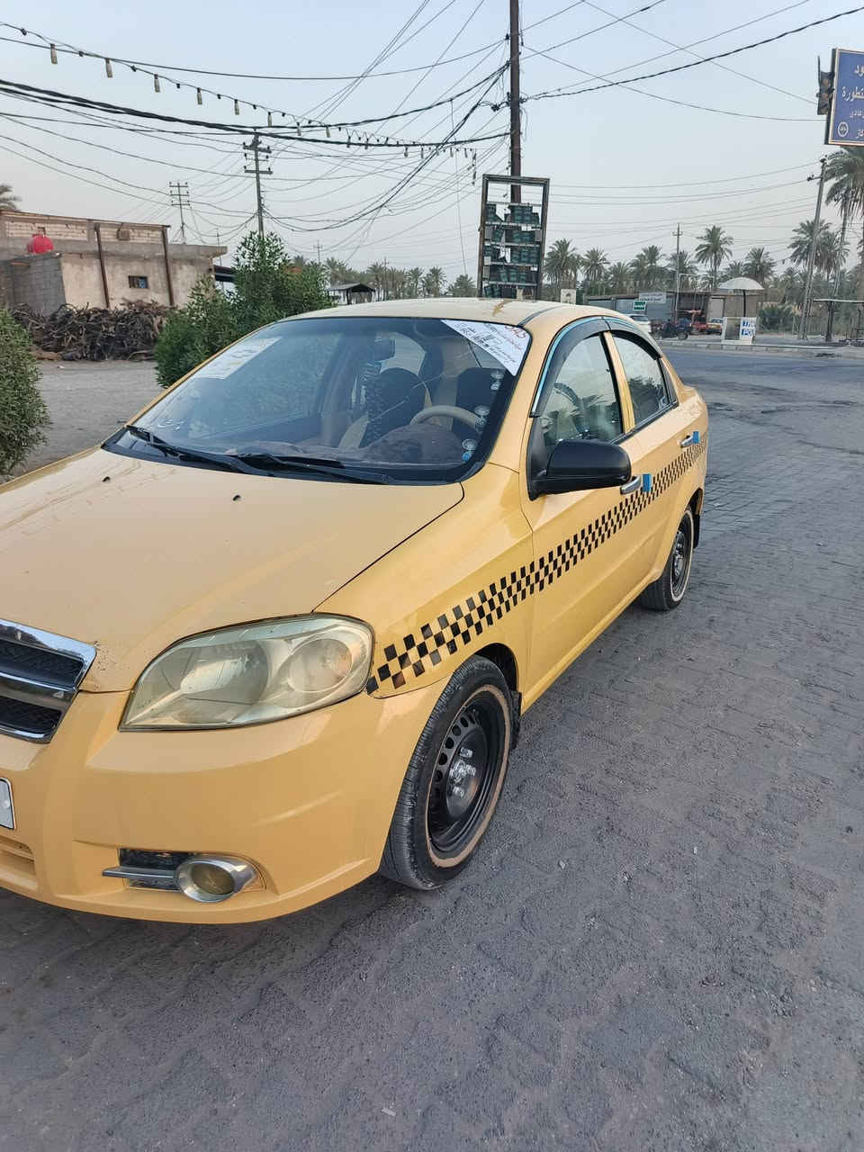 السلام عليكم افيو للبيع ١٠ خليجي كير عادي رقم نجف نكليزي  مصفره هيه وغرامات سنويا لل٣١مكفوله وجاهزة من كلشي كيرو محرك وحداديه وكهربايات وتخم تايركله جديد السعر ٤٨ المكان الدوانيه غماس للستفسار على رقم *********** واتساب

