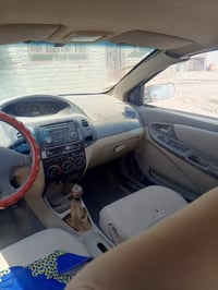 جيلي MK • ٢٠١٠ • بدون أوراق