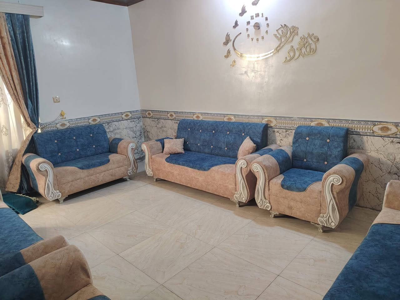 تخم قنفات تسكام درجه اوله مديل تركي نظيف وجاهز يتكون من 5 قطع 10 نفرات السعر 275
تخم قنفات تسكام درجه اوله كله بلوك اسود لون ازرق مديل تركي نظيف وجاهز يتكون من 6 قطع 13 نفر السعر 325

المكان نجف حي العسكري كبل شارع السبسيس قرب السوق المحضر للستفسار *********** واتساب
