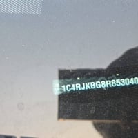 جيب جراند شيروكي  مديل 24 فول مواصفات  السعر 208 مصلح وكامل بدون كمرك ...