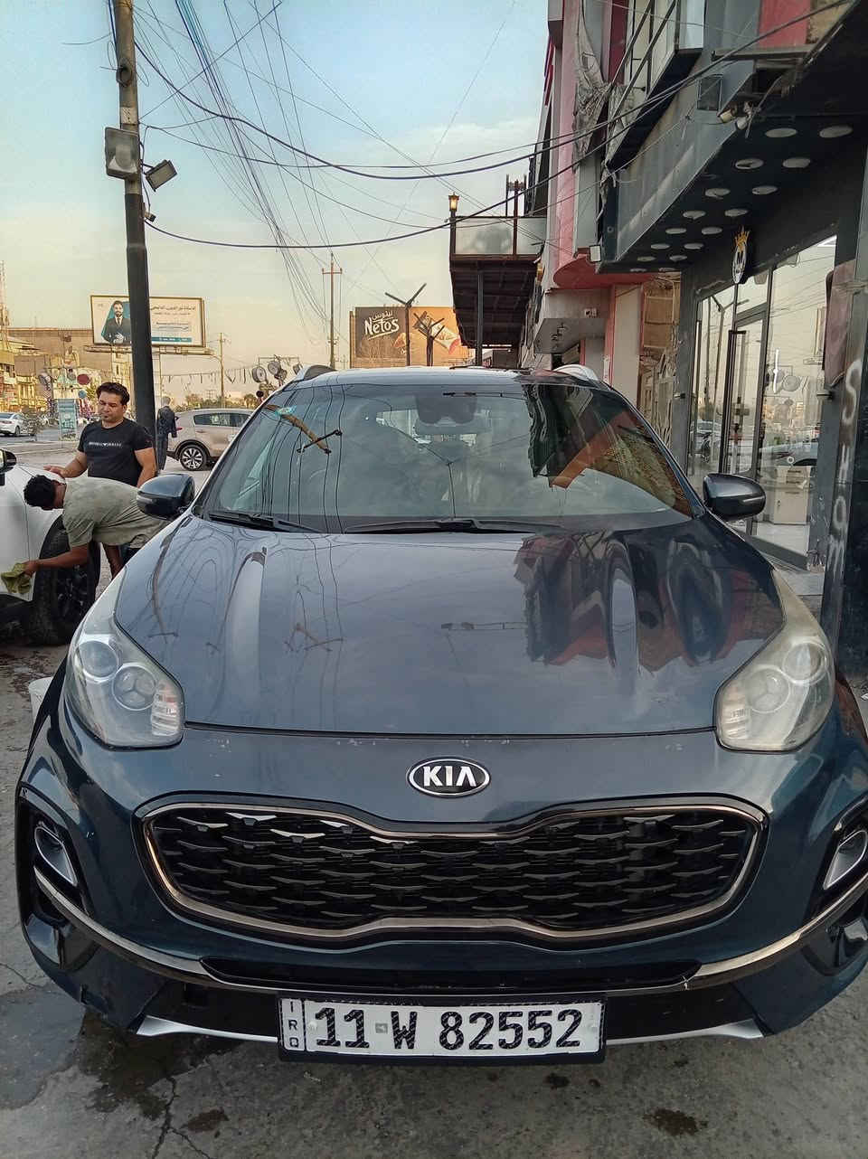 السلام عليكم للبيع سبورتج موديل 20 وارد أمريكي حادث فقط دعاميه الإمامين وخشم البنيد سياره مكفوله من التبديل والصبغ القماره بطرف مطخوخه بالشحن صورتها موجوده مواصفات S. معروفة  سياره فور ويل 3 أنظمة قيادة رادارات جانبي أمامي حساس خلفي كامله داره شاشه جبيره السياره ماشية 59 ألف السعر 155 وبيها مجال محرك 2400 Gdi الاتصال على الرقم ***********
