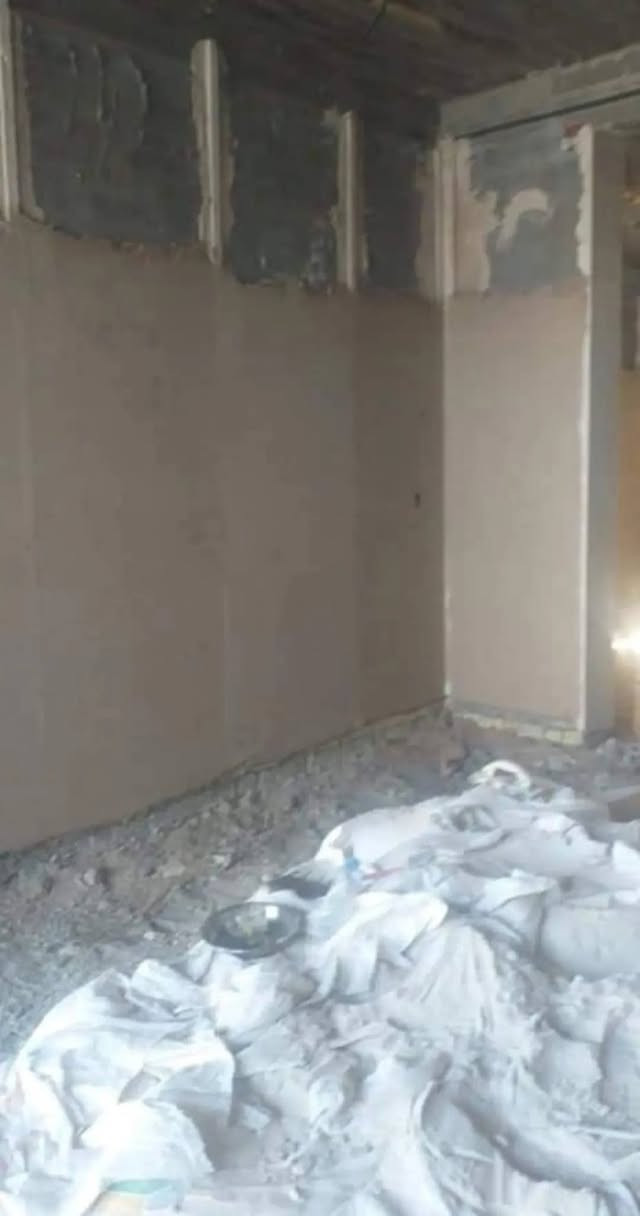 الله مصلي على محمد وآل محمد السلام عليكم نشتغل كرخ ورصافه🌹يابه عروضنه ابد متخلص او اسعارنه مناسبه شنوو خسران انتصل وكمل بيتك وخلص من ايجار. ✅🔥

 متوفر كوادر كامله. ابد لٱ تحير وسعر كلش مناسب 🌹
متوفر كادر / جص بورك. مصاطر. وتنضيف الموقع علينه ✅
متوفر كوادر/نشتغل سمنت تشميع جراره سقل درجه اولئ
متوفر كادر / سيراميك بنواعه جدران ++ارضيه درجه اولئ 
 لتواصل / *********** واتساب او انتصال او خاص
