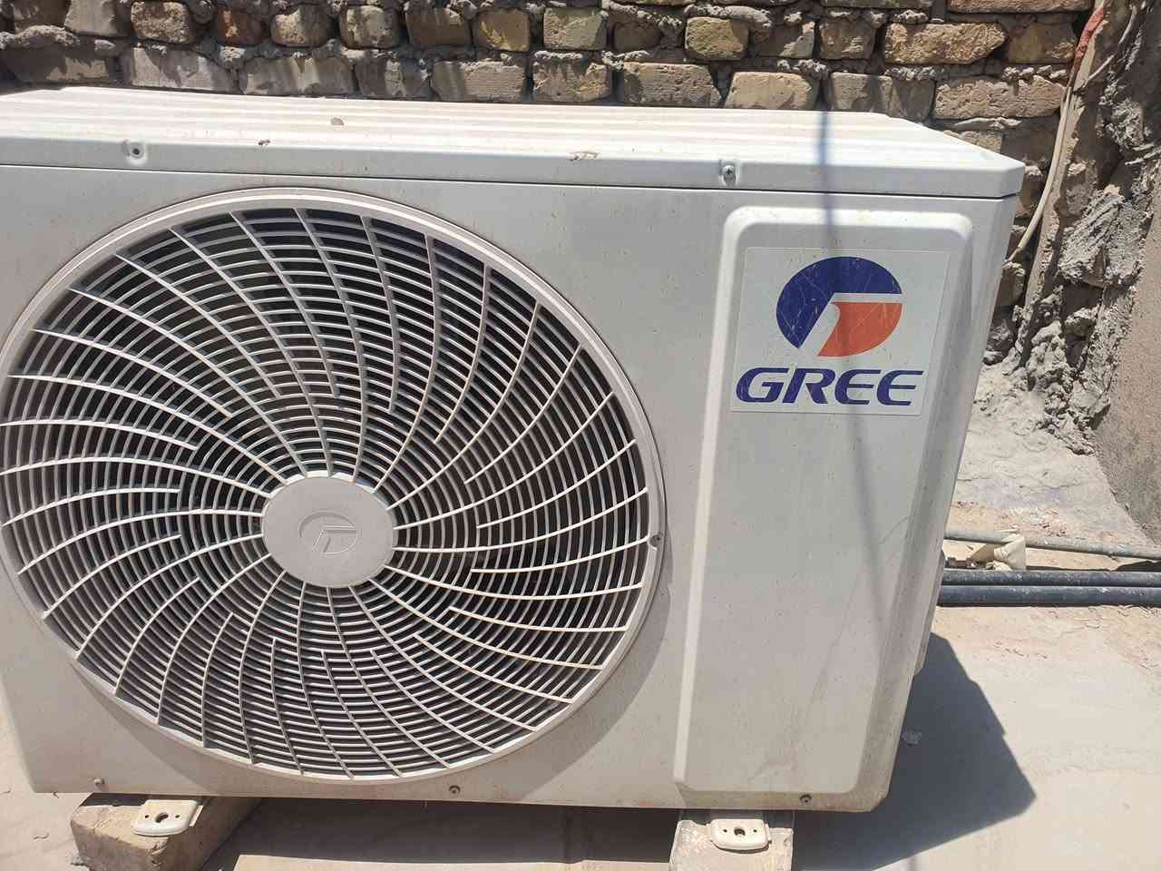 سبلت لببيع كري ٢طن مكاني بغداد شارع الكفاح سعر ٣٠٠ وبلعافيه عل ياخذه ***********
