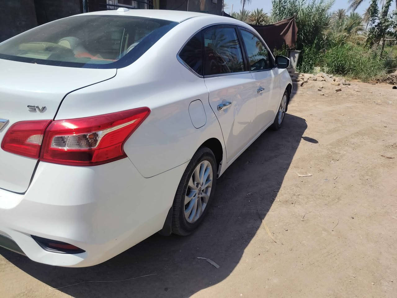 ‎نيسان سنترا مديل ٢٠١٩ بيه صبغ فقط البنيد والباقي كفاله رقم قادسيه السعر ١١٠ وبيه مجال ***********‎ كربلاء, العراق
