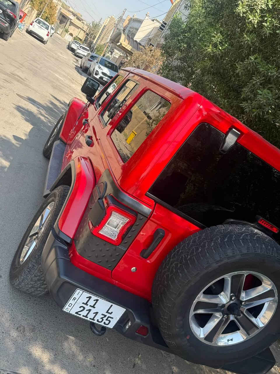 السلام عليكم
جيب رانكلر صحاري  وارد امريكي

Jeep    2020 2.0L 4 

حجم المكينه : 2000 تيربو

     

الضرر :  بيها طخطخات مصبوغه احزام بجم كبس 
   
    
#المواصفات 

1.قماره تتفصخ صير كشف

2.بصمه 

3.لوكير

4.كشافات عدسه

5شاشه

6.تشغيل عن بعد

7.كشنات مخمل

8.كامرا 

9.حساسات خلفيه

مكاني بغداد اليرموك 

تحويل ثاني يوم 

السعر  158 وبيها مجال 

الاتصال ***********
