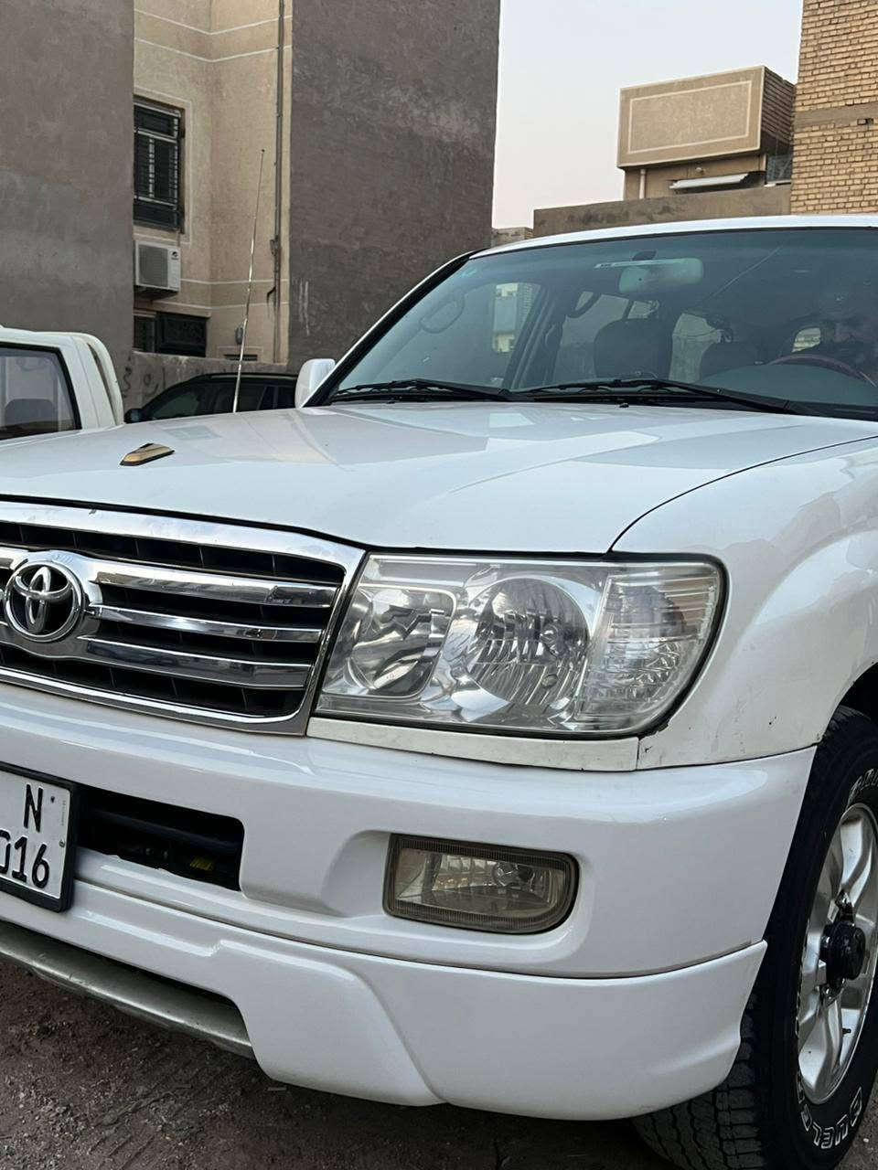 السلام عليكم لاندكروز 2007 GXRالسياره كامله عله آخر حبه منضومه غاز 60 لتر بيهة 3 قطع صبغ بدون دواخل بدون ايرباك عليهة ادامه كامله تايرات جدد حداديه جديده المكان كفائات السيديه السعر 190 وبيهة مجال حق الجيه رقم الهاتف ***********
