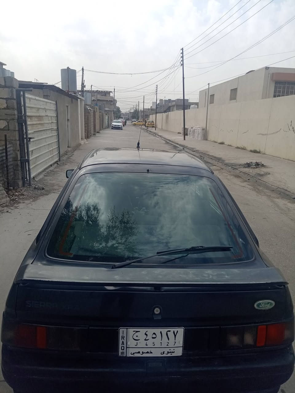 سنويه عظم بسمي لي26
مكينه جمل 20
كيرعادي بشرط
كابون ماستر بيها
مابيها لادعم ولاضرر 
جامات امامي كهرب قفل مركزي
كهربائيات كلها شغاله
تايرات وطخم جديد
شرط التحويل
السعر24 وبيها مجال
***********
مكلف بل نشر اتصال ع رقم
