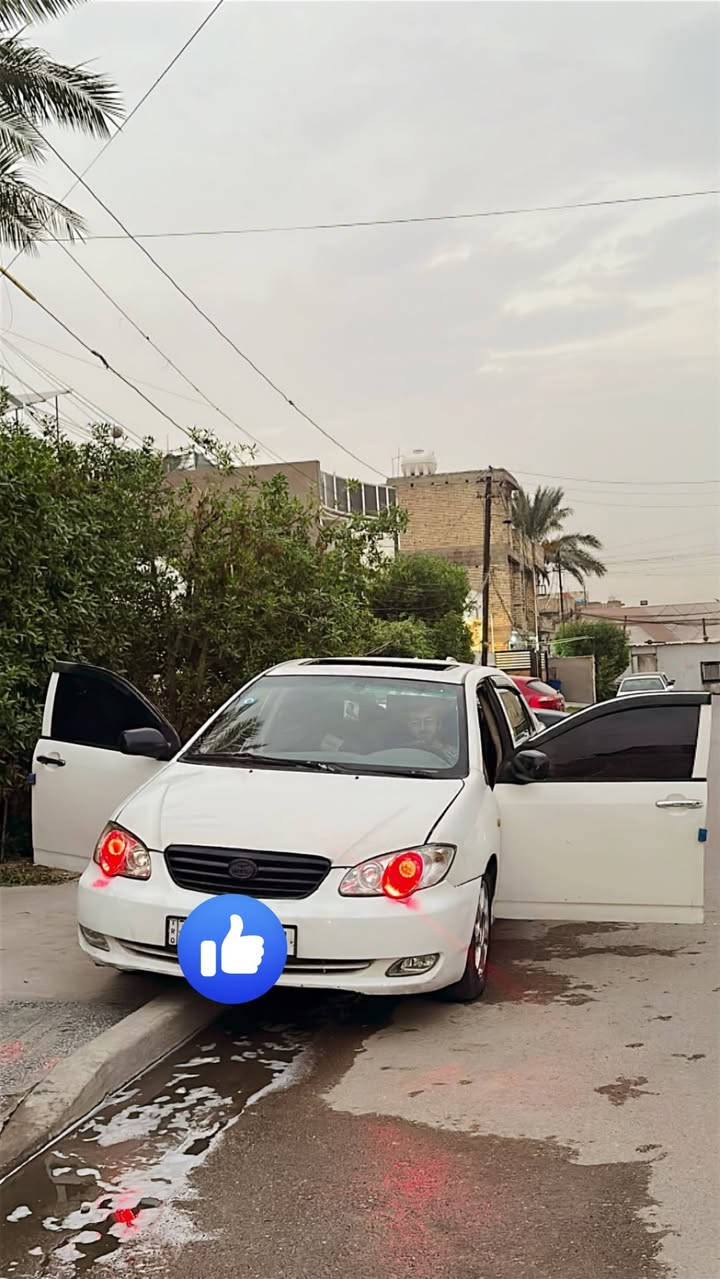 ٢٠١١ • محرك لانسر • زرع عدسات زنون