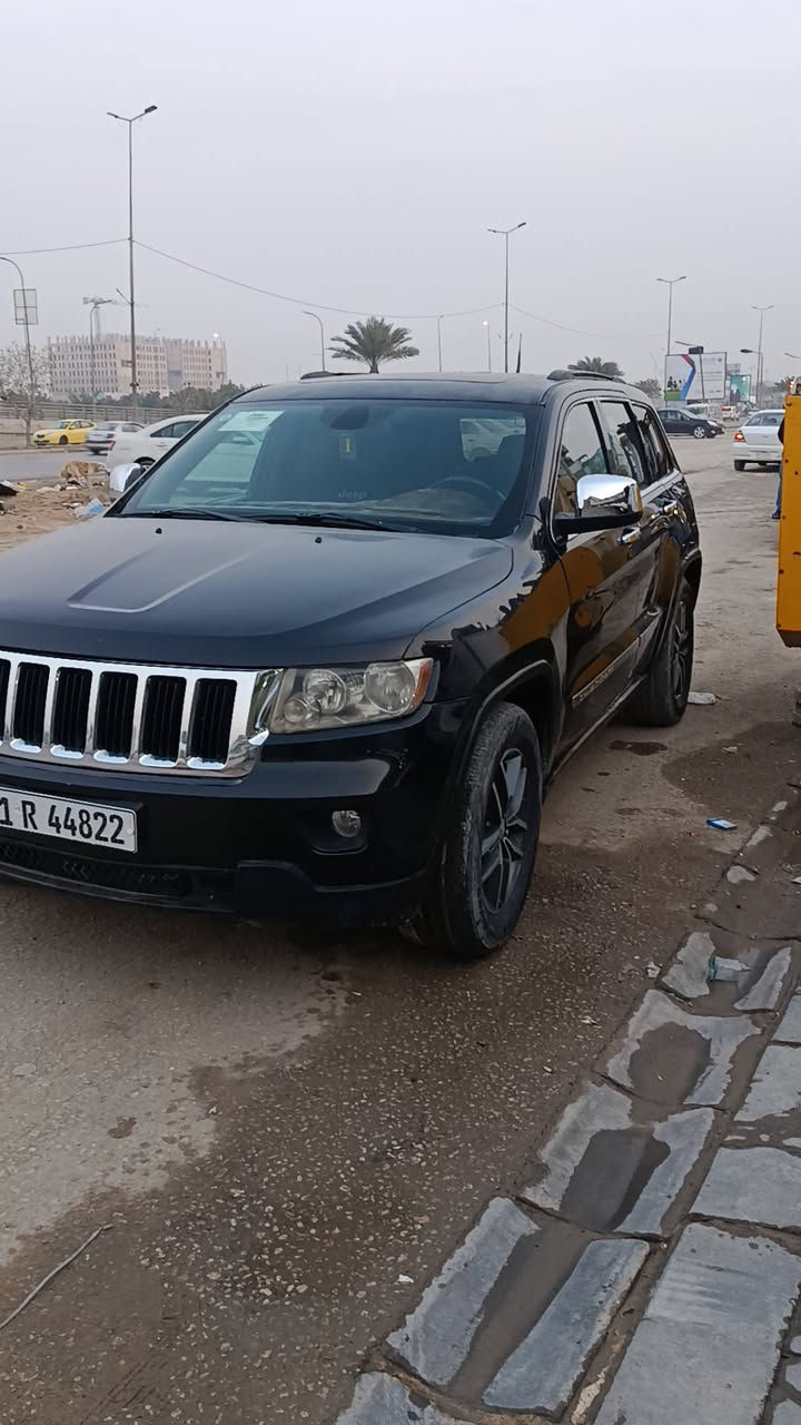 للبيع 
جيب شيروكي موديل 12 فول صبغ عام مكينه سته سلندر سياره جاهزه سعر 125وبيه مجال هذا رقم مالك السياره*********** عنوان نجف
