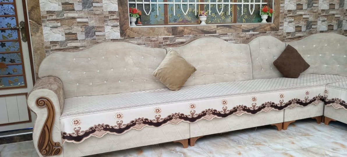 ديوان • ٧ ونص متر • ويّه كوشات