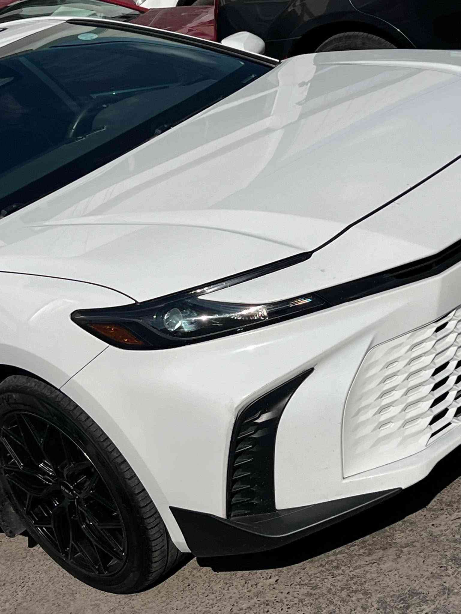 TOYOTA CAMRY 2025 SE PLAS 🤍
تيوتا كامري ٢٠٢٥ اس ي پلس 
سعر 🔥 235$ ورقه و بها مجال قليل 
مواصفات 
شاشه كبير 
شاشه الكتروني 
بصمه  
بابين بصمه 
رادار 
حساس 
لايت LED زينون 
ويل كب كروم 
شغال 
تحكم ستيرن 
تحديد سرعه 
و بعد مواصفات هوايه 
ضرر : خفيف جملغ و بابين صبغ بدون دواخل بدون ارباك  سياره بجم كبس سياره شرط ترقيم شمالي 
مكان سياره اربيل شارع ١٠٠ م 
رقم موبايل ☎️ *********** 
واتساب ⬅️ *********** اكر, نينوى
